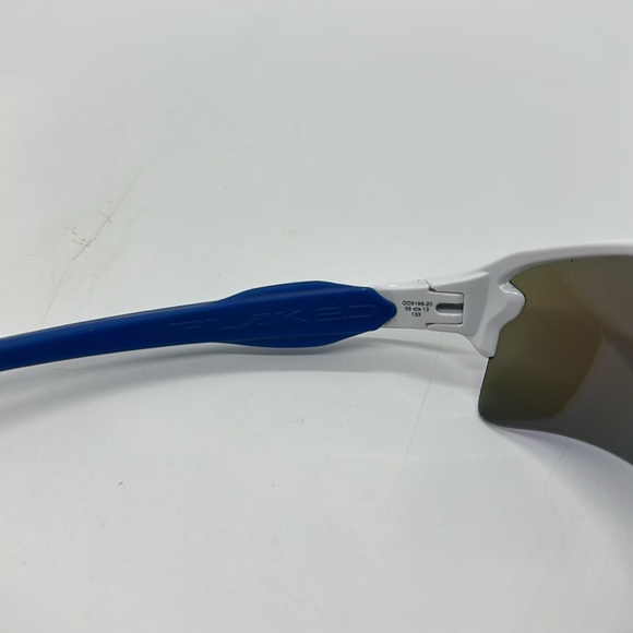 Oakley Flax 2.0 Sunglasses - Picture 5 of 6